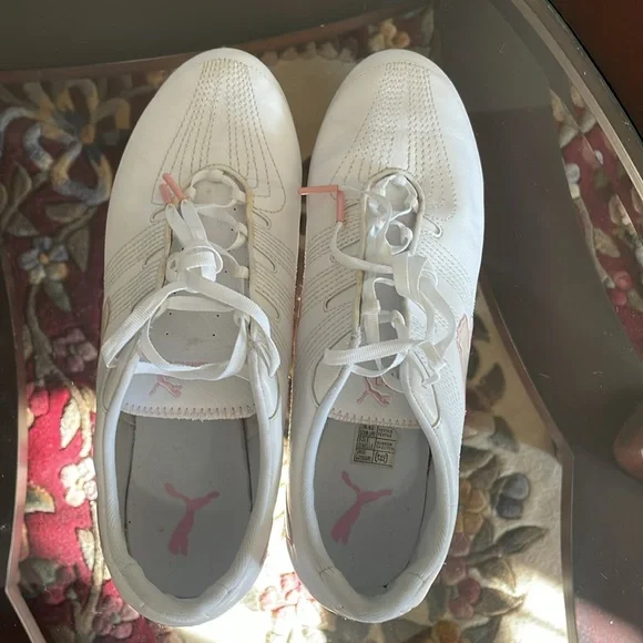 Puma - Picture 5 of 9